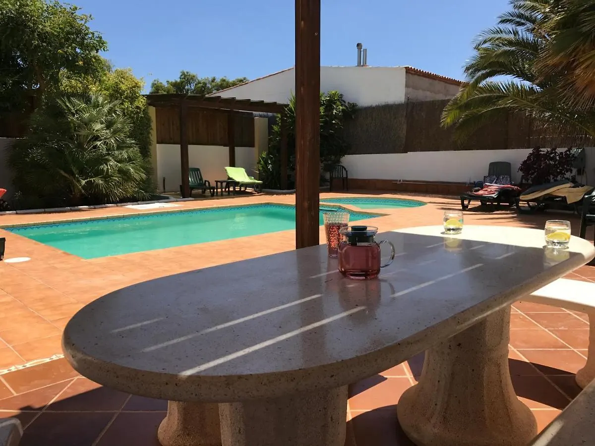 Semesterbostad Casa Del Medio Villa Antigua  Spanien